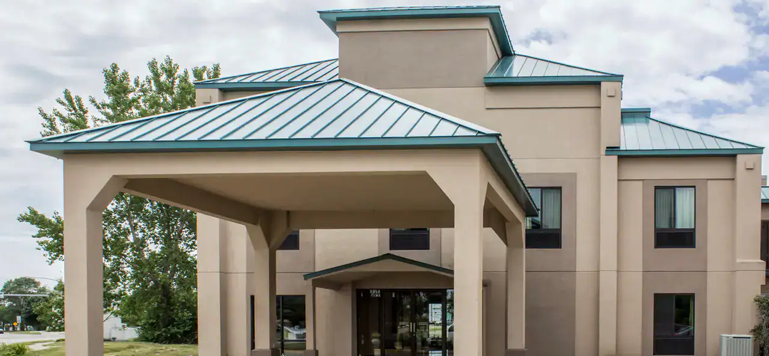 Customer story: Hotel Pommier Ankeny onboards devicethread SmartAccess